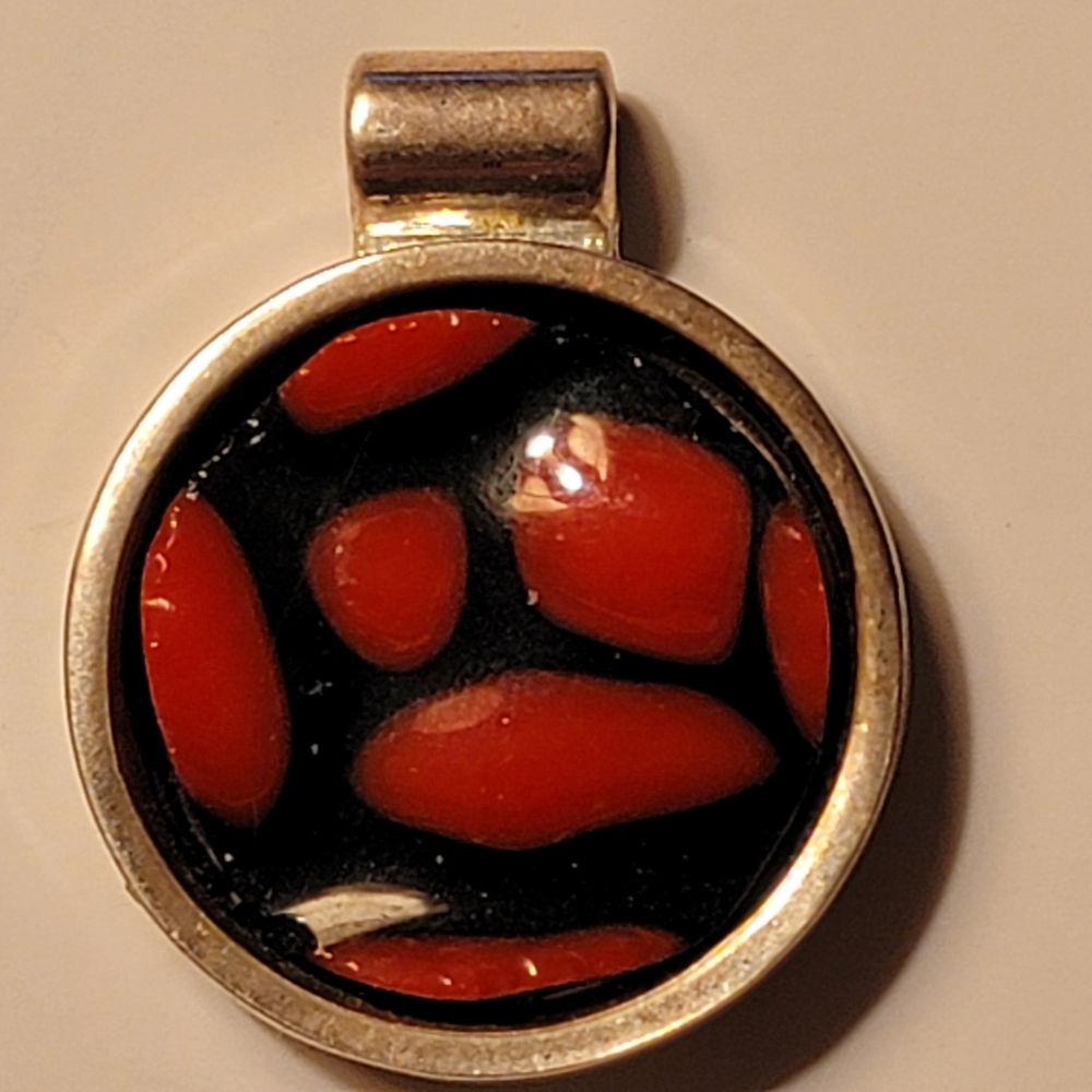 Silver Black & Red Pendant Necklace